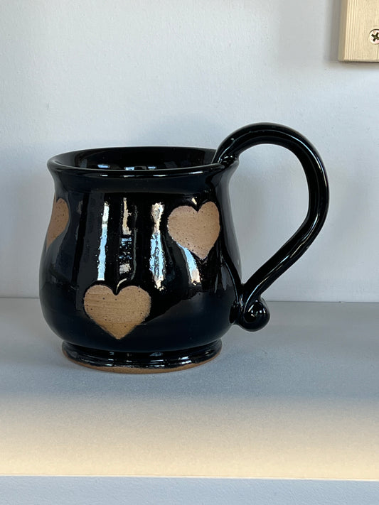 #142 Large heart mug black/cinnamon