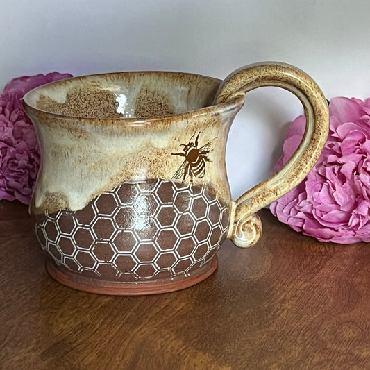Medium Cocoa Honey pot mug
